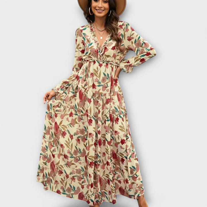 Maxi Dress with Elegant Lace Design