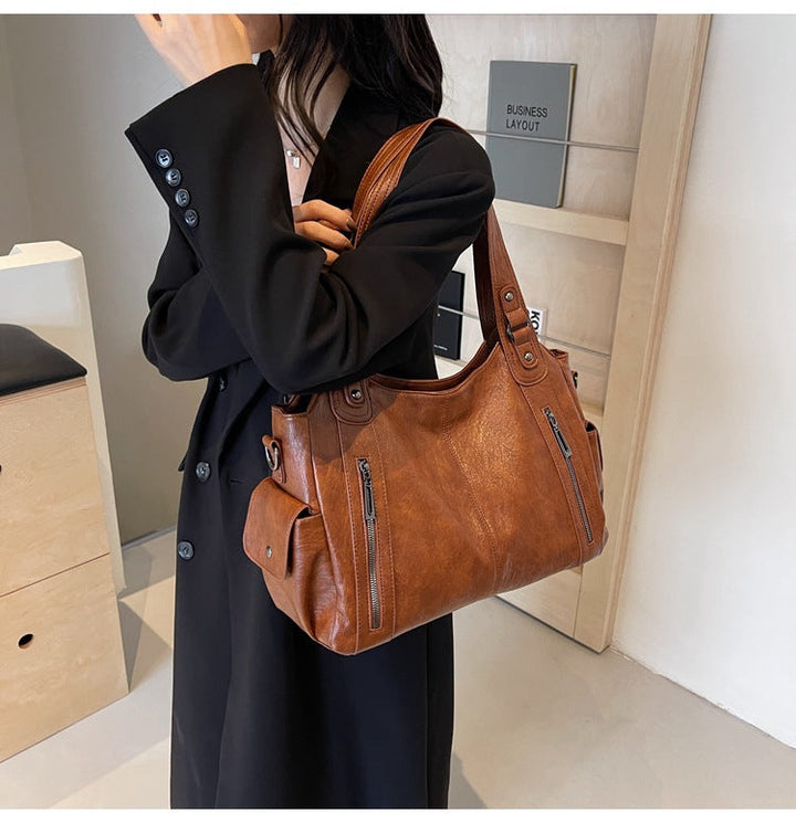 NOEMIE™ - Tote de piel atemporal