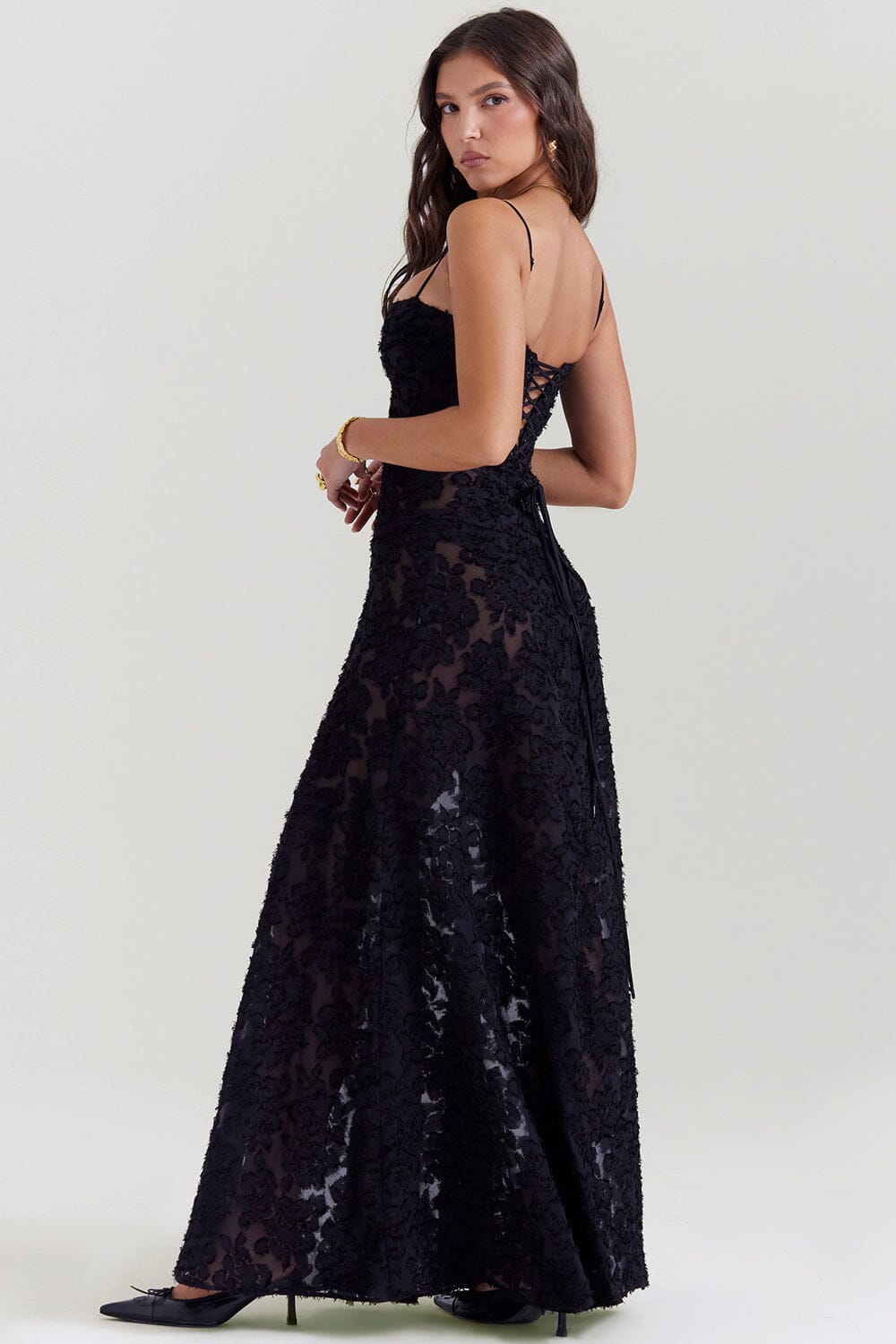 Serena - Chic Long Dress for Weddings and Special Occasions