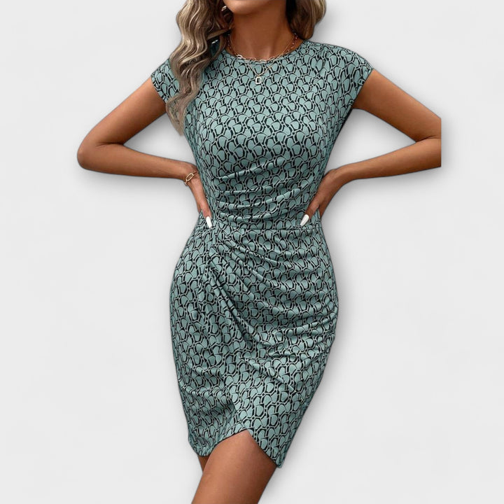 Patrícia - Tulip Dress with Short Sleeves