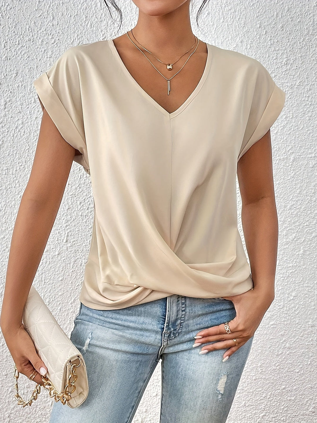 MARTA™ | Top con escote en V y detalle cruzado que favorece