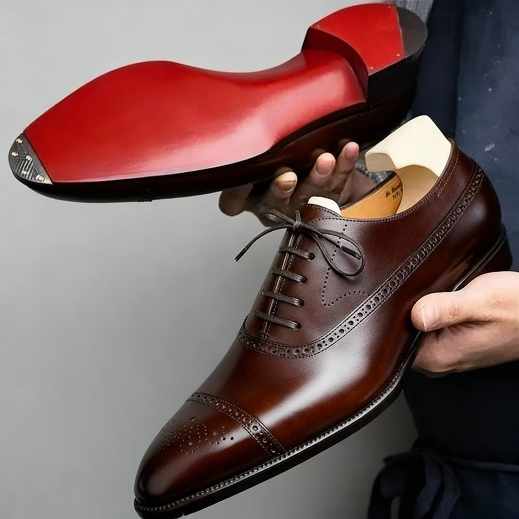 Zapato Ejecutivo de Punta Cerrada – Autoridad Silenciosa. Máximo Impacto.