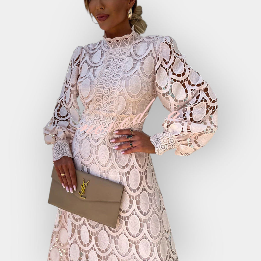 Charming Lace Evening Dress