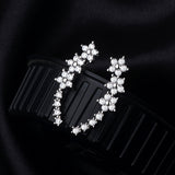 Valeria™ – Pendientes Trepadores de Brillo Floral