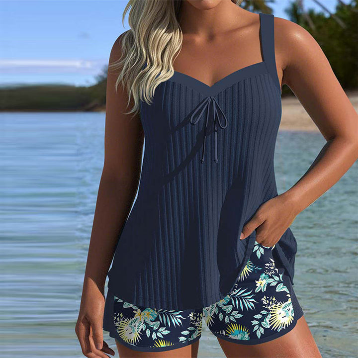 Tankini de rayas con culote tipo short para mujer