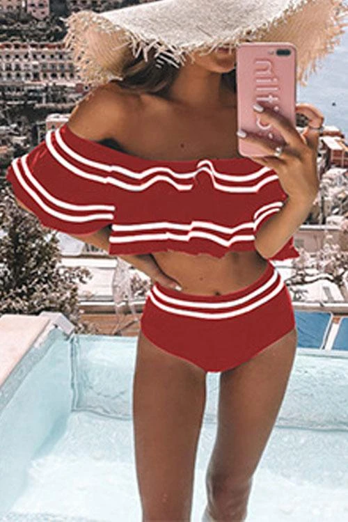 Conjunto de Bikini sin Mangas con Volantes – Elegancia Veraniega
