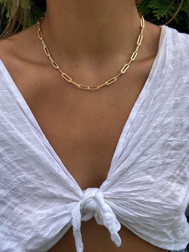 Collar con colgante inspirado en la bicicleta