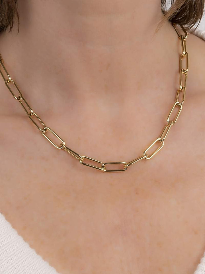 Collar con colgante inspirado en la bicicleta