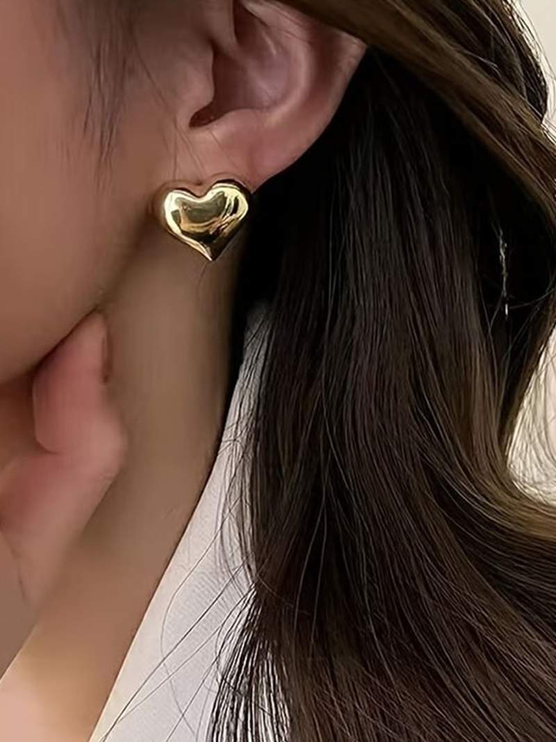 Pendientes de corazón inspirados en el amor