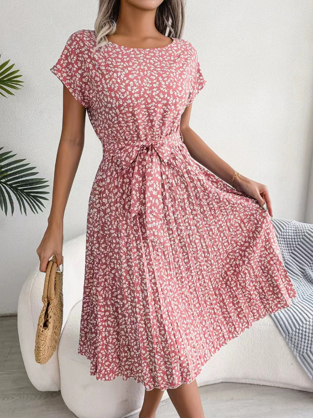 TARYN™ – Airy Vintage Floral Dress
