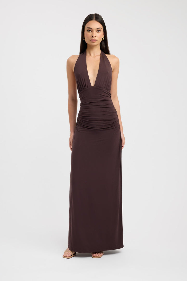 Lerata – Chic Long Dress with Button Detail at Neckline
