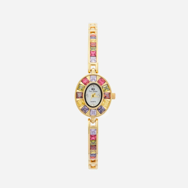 Reloj de pulsera estrecho con piedras de colores alrededor de la esfera