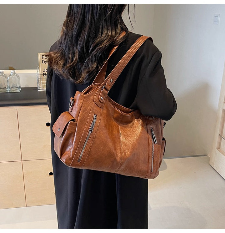 NOEMIE™ - Tote de piel atemporal