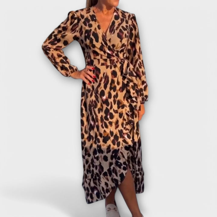 Emilia - Casual Leopard Print Dress