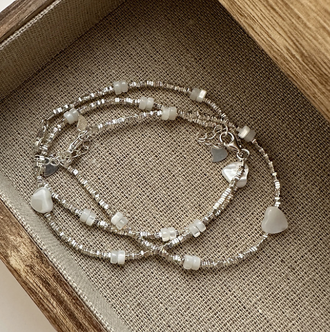 Conjunto de pulseras de aire vintage con dijes de corazón
