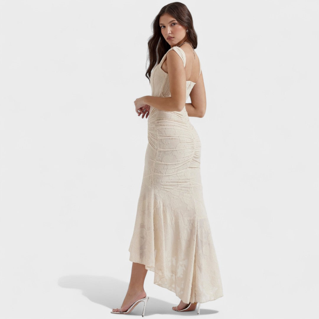 Eduarda - Enchanting Silhouette Dress