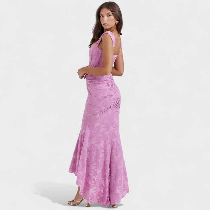 Eduarda - Enchanting Silhouette Dress
