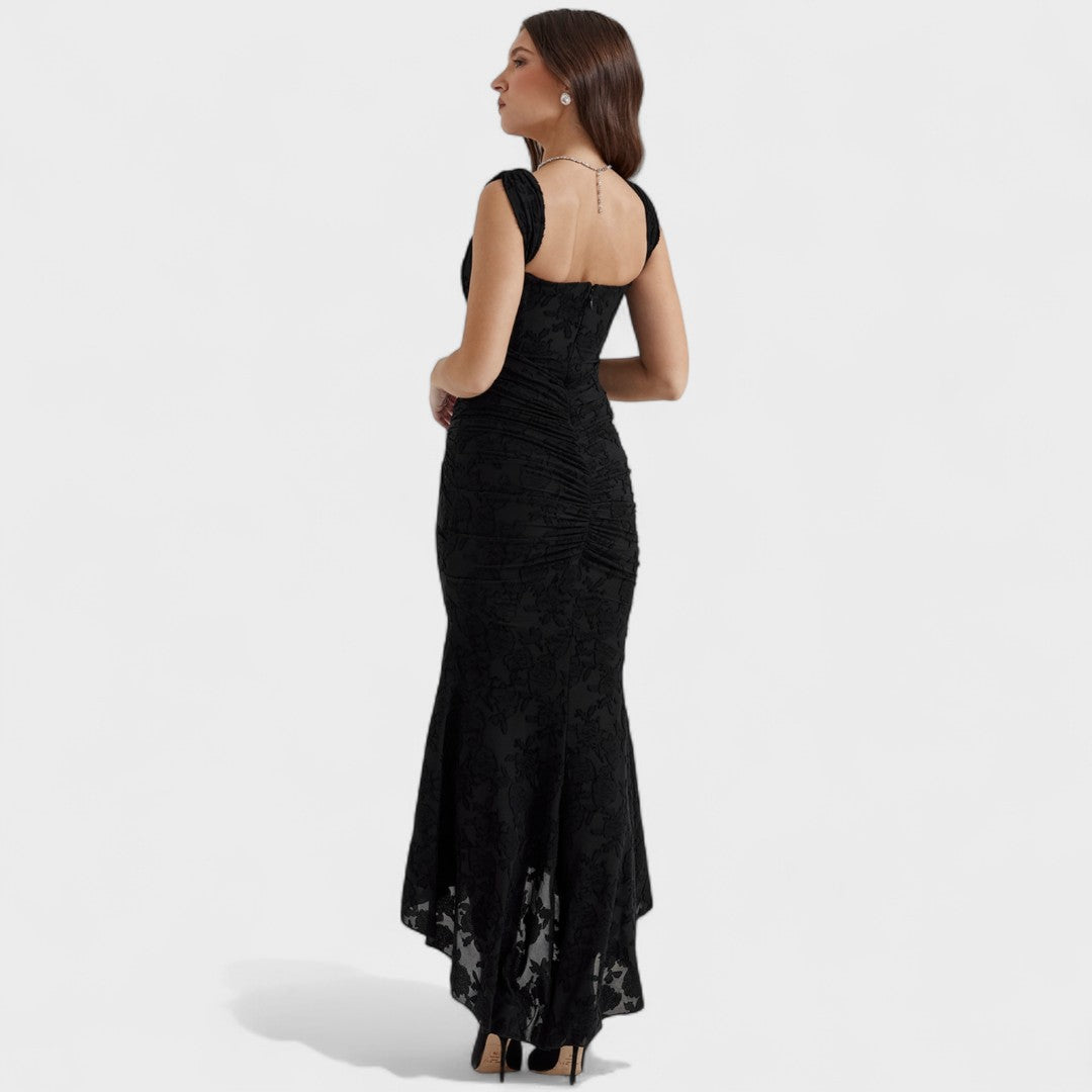 Eduarda - Enchanting Silhouette Dress