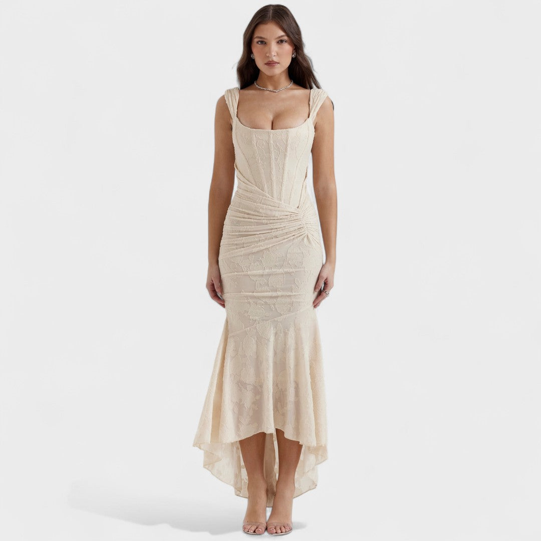 Eduarda - Enchanting Silhouette Dress
