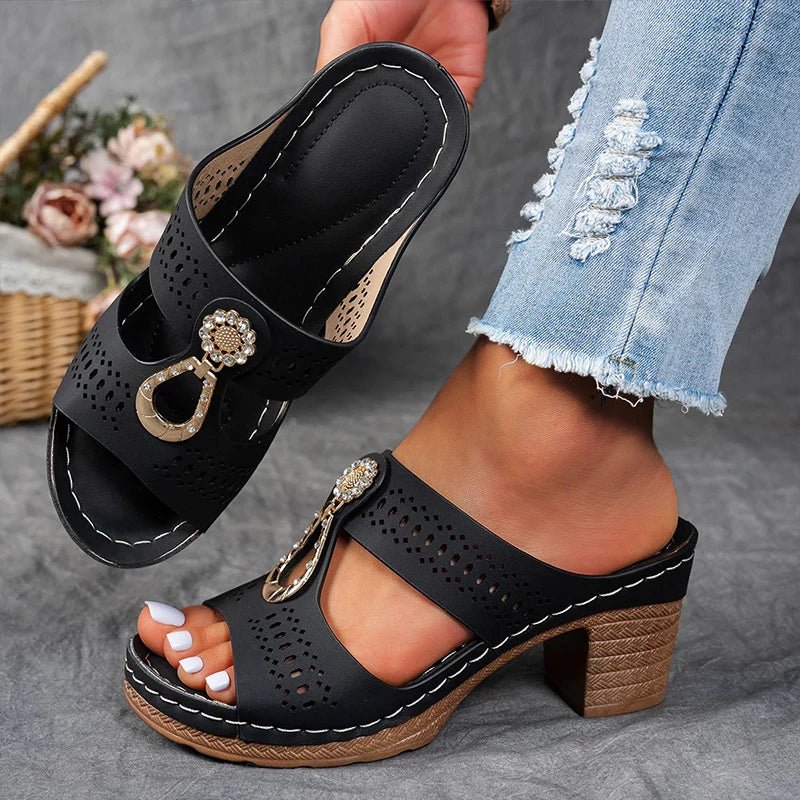 Sandalia de tacón cómoda con detalle brillante para mujer