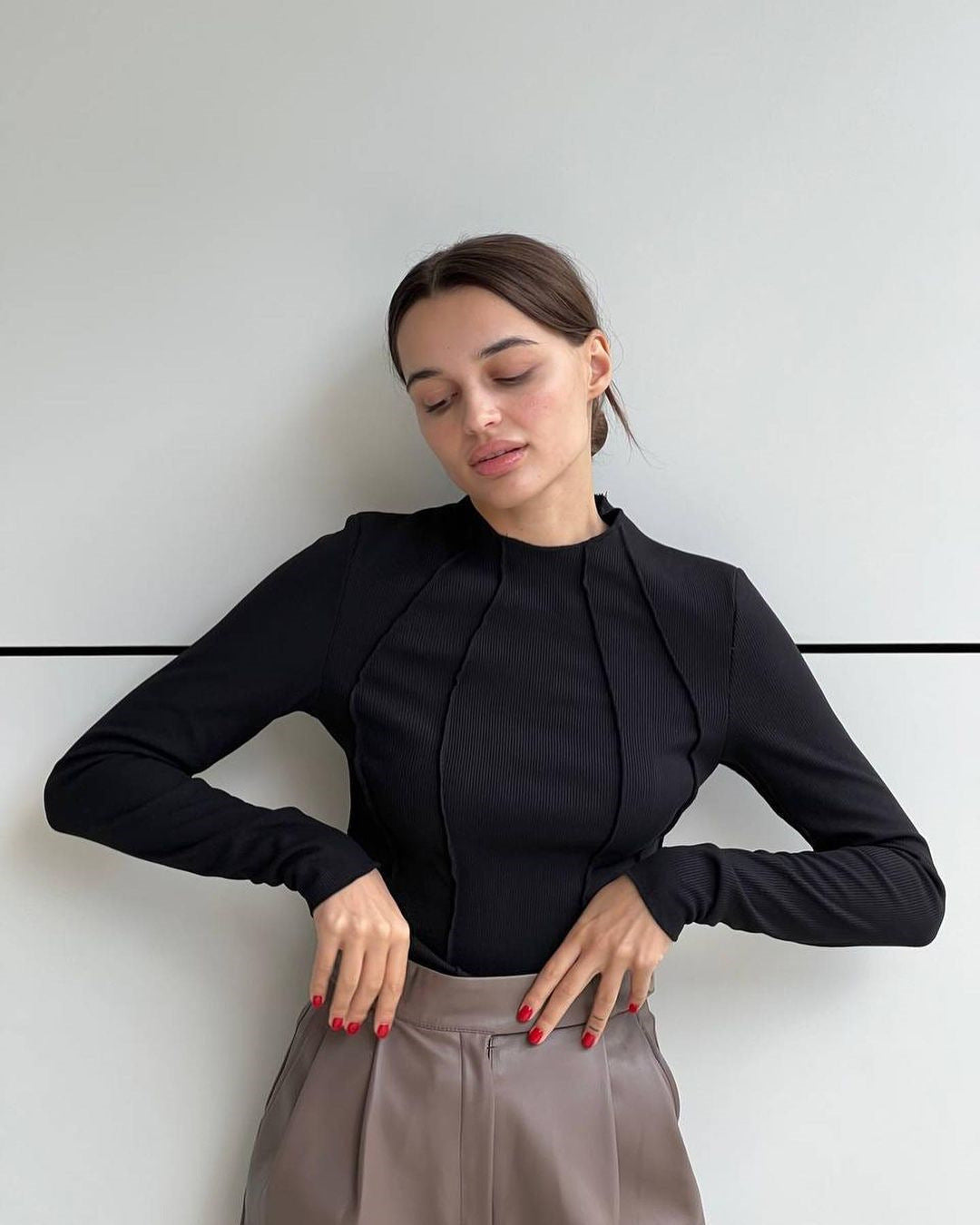 ROSANA™ - Camiseta esencial de manga larga