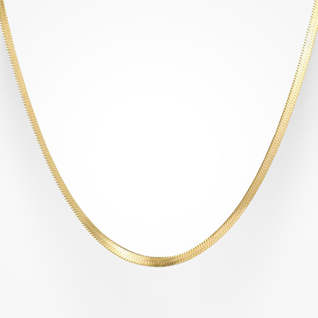 Collar con colgante de serpiente brillante